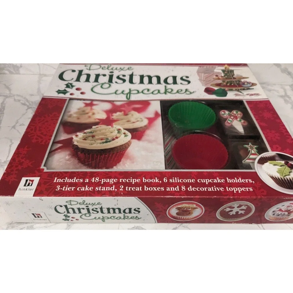 Deluxe Christmas Cupcake